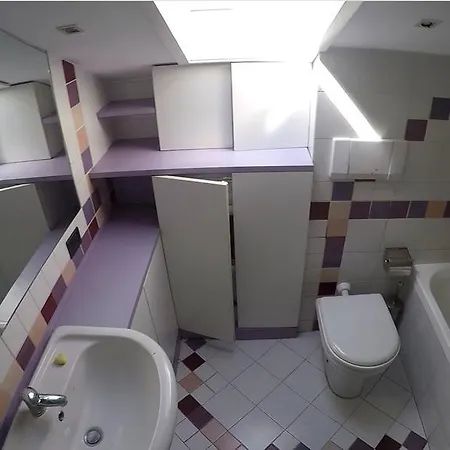 Flatinrome Monteverde Apartman